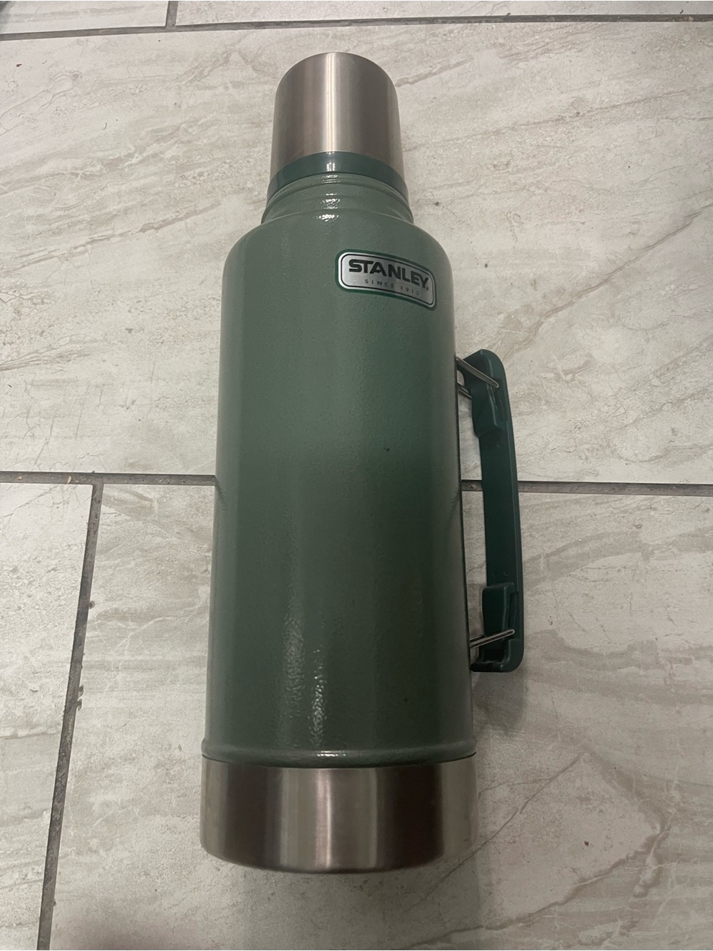 Thermos / Vacuum Bottle